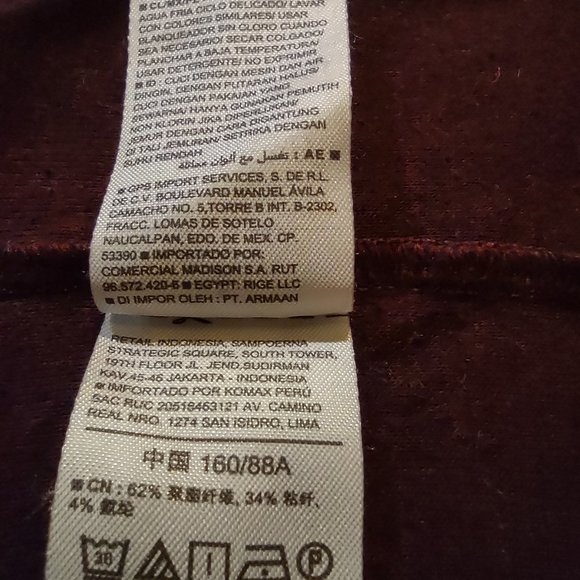 OLD NAVY winter wine maroon colored light weight hoodie size SP - Picture 3 of 7